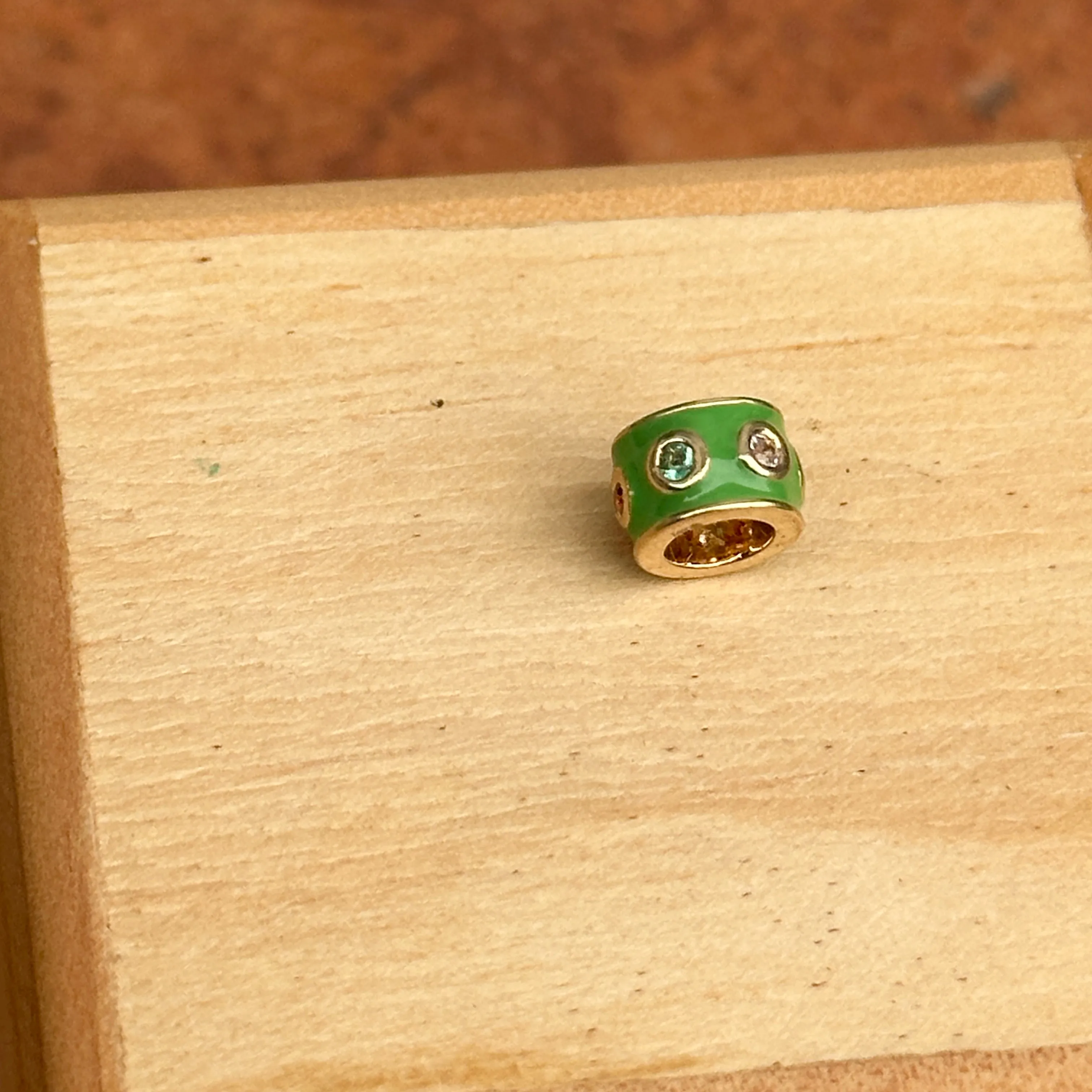 14KT Yellow Gold Green Enamel Multi-Colored Sapphire Roundel Pendant Slide