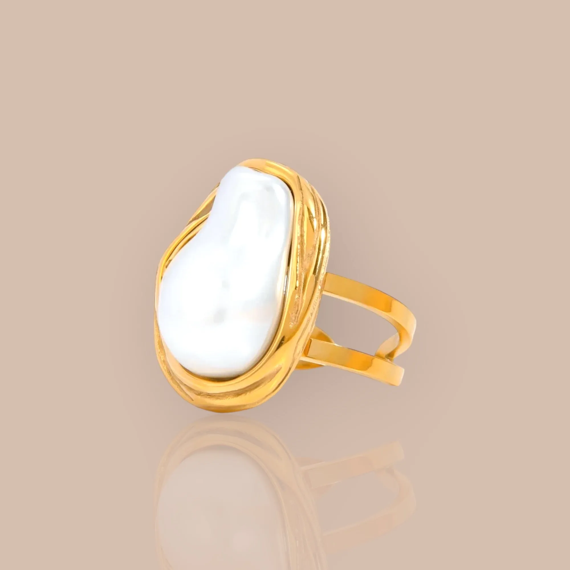 Baroque Pearl Ring