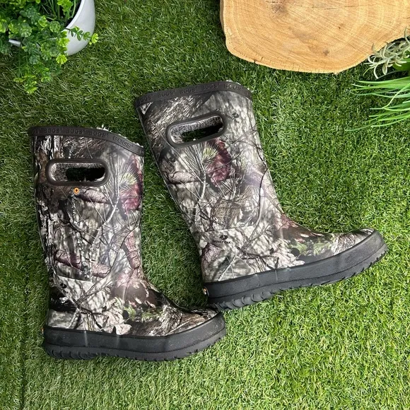 Bogs ChildrensRainboot Plush MossyOakSize 13 unisex