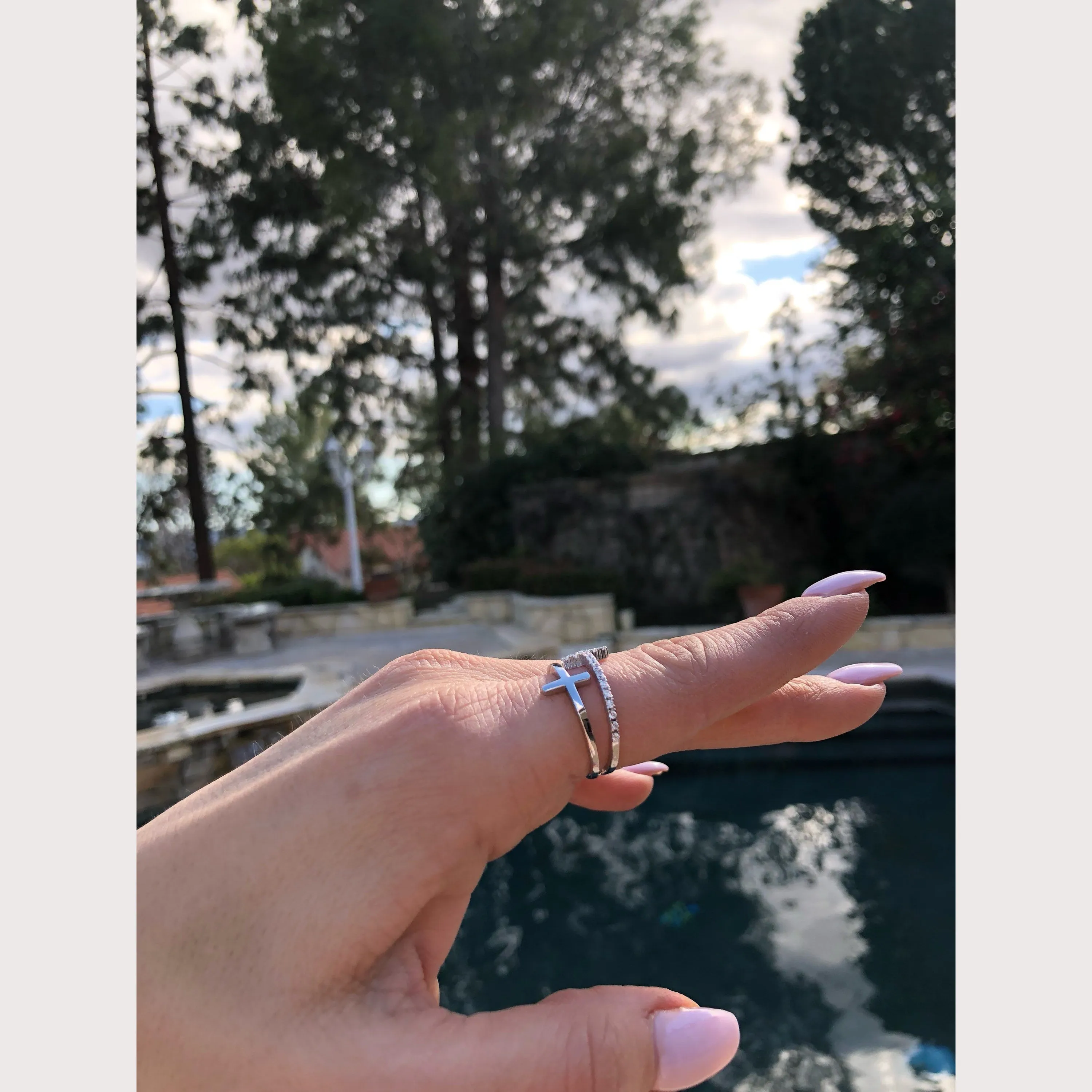 Double Cross Ring