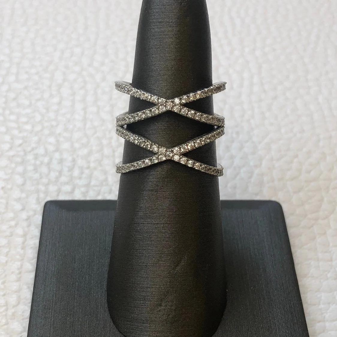 Double X Ring