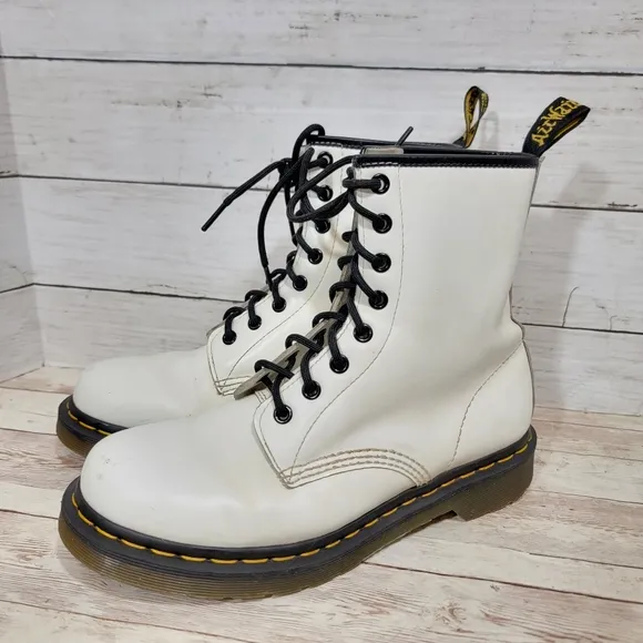 Dr. Martens 1461 boots in white leather