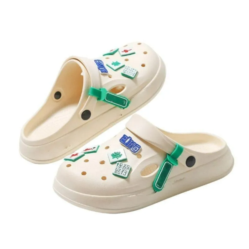 Elegant Cartoon Patterned Slippers