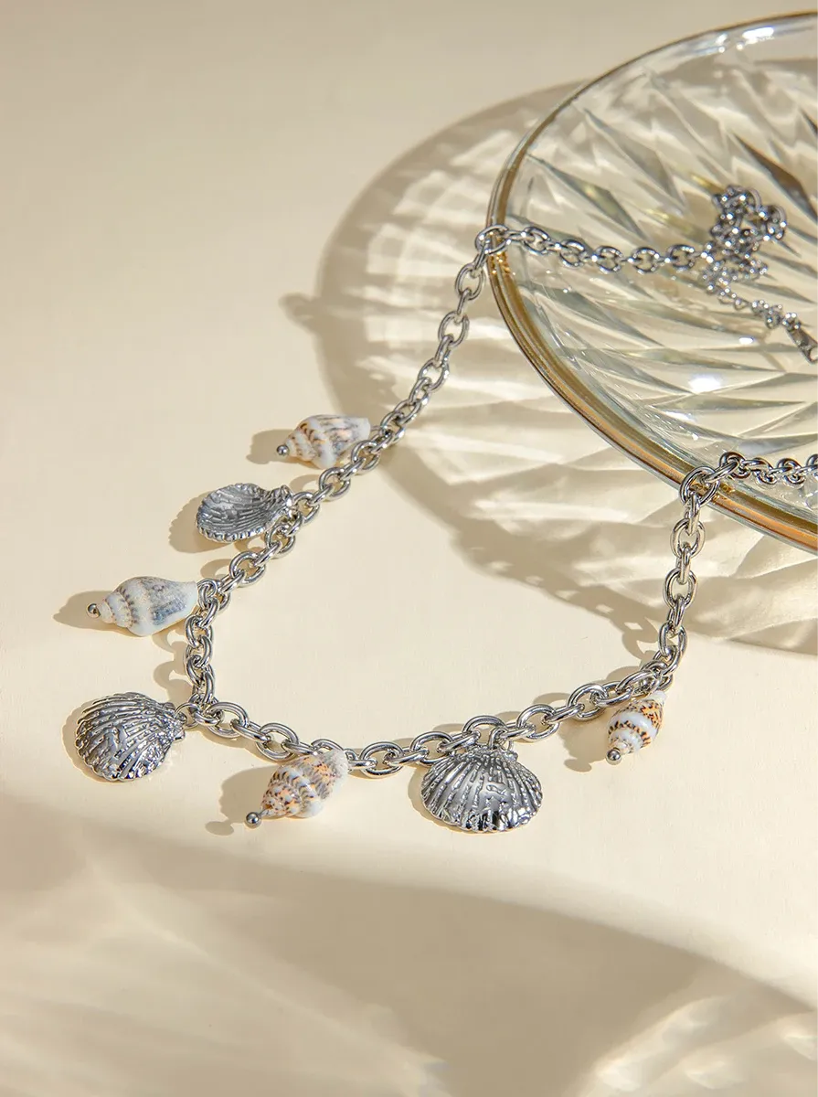 Elegant Summer Sea Shell & Conch Pendant Necklace