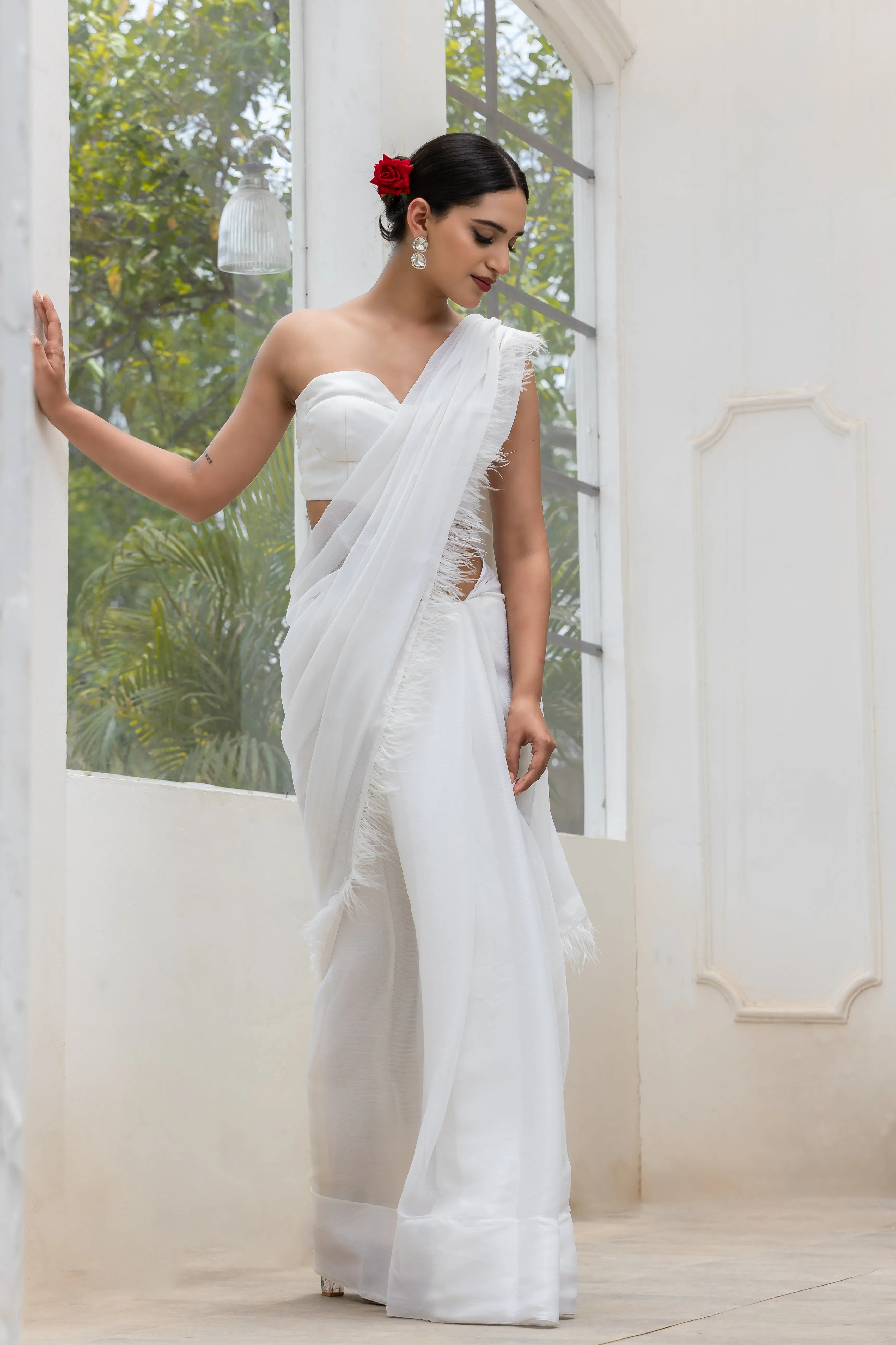 Gala Ready White Shimmer Saree with Faux Feathers and Blouse Fabric