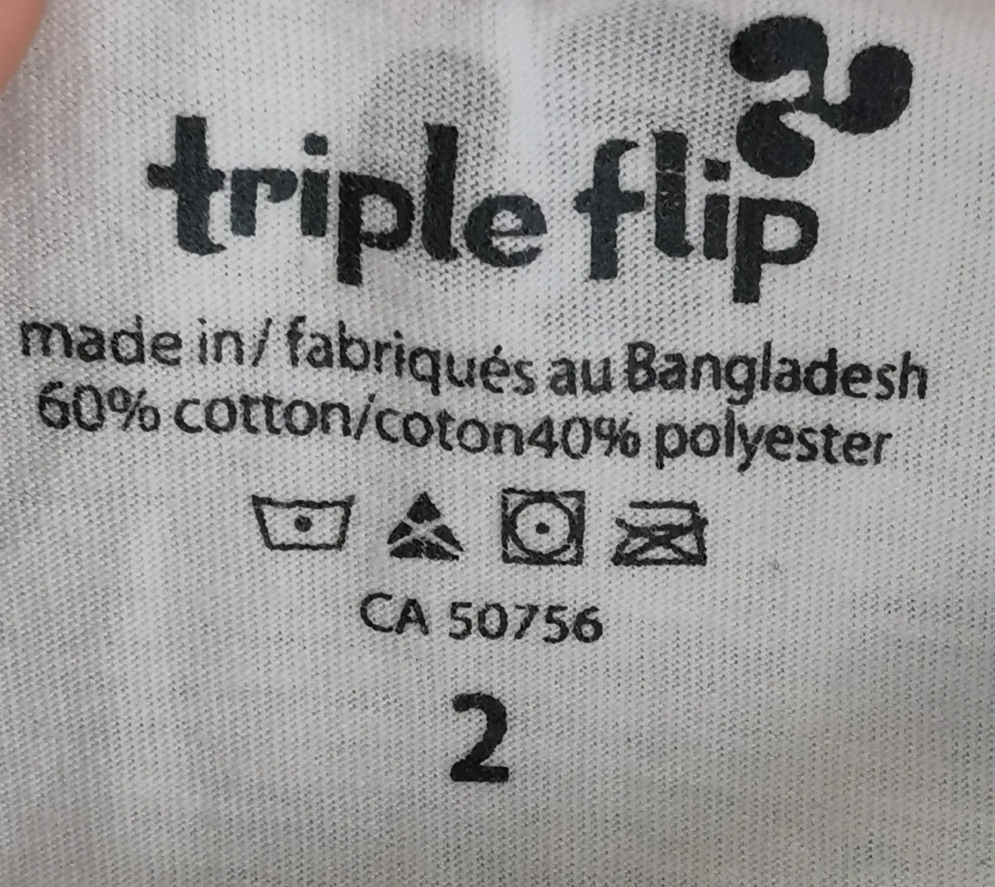 GIRL SIZE 2 (7/8 YEARS) - TRIPLE FLIP, Long-Sleeve Graphic Tee VGUC B35