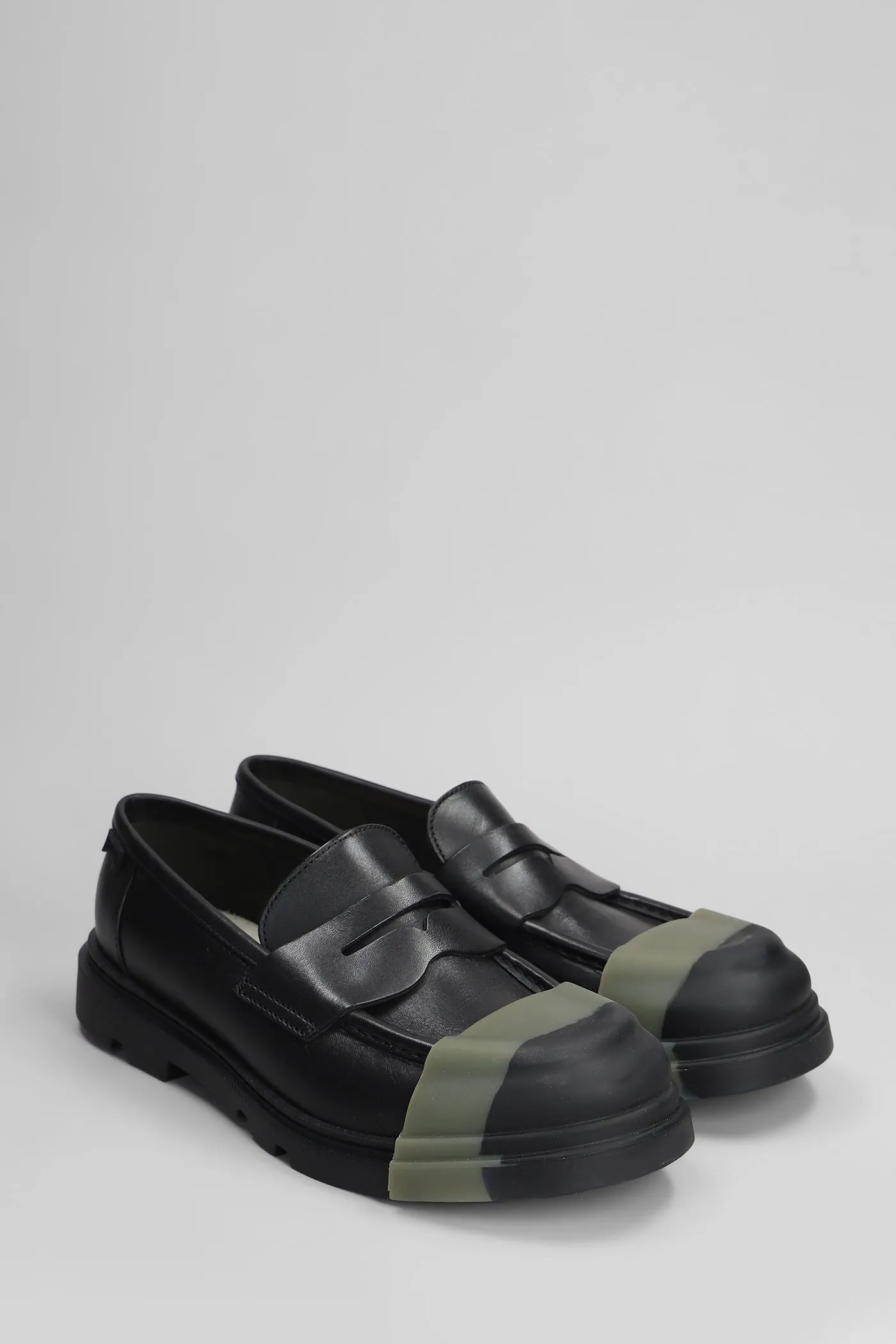 Junction Loafers in black leather