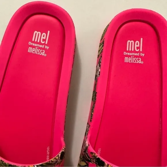 Mini Melissa Hot Pink Llama Cactus Print Slides