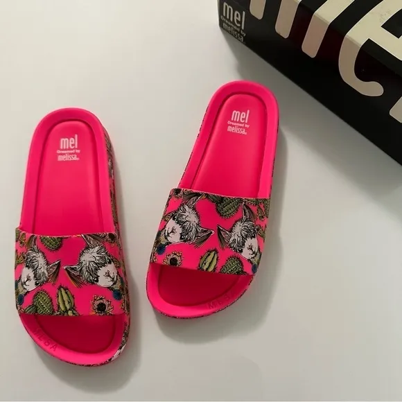 Mini Melissa Hot Pink Llama Cactus Print Slides