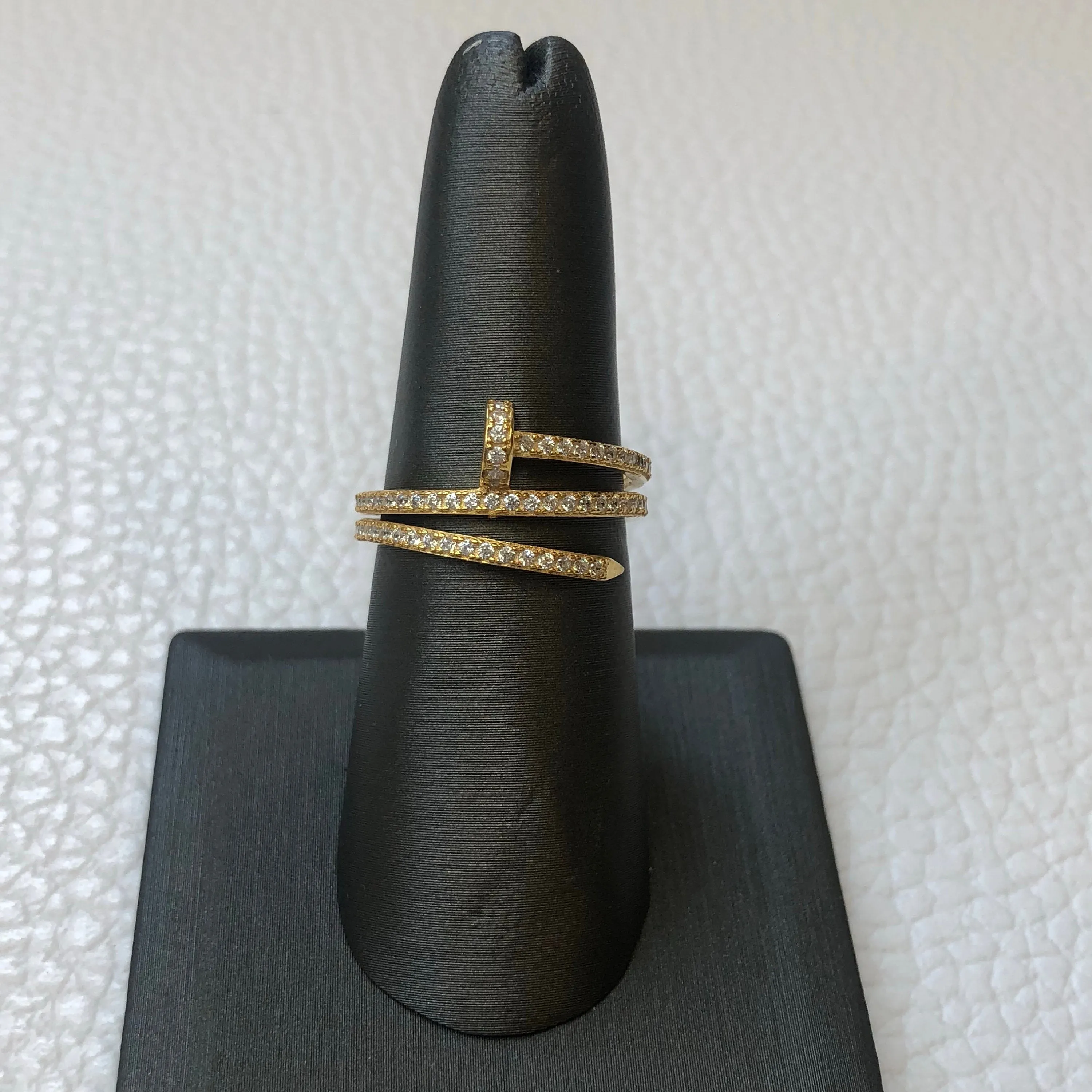 Nail Ring