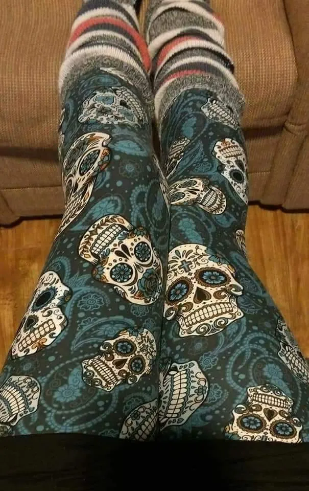 One Size Orange & Blue Sugar Skull Print Leggings