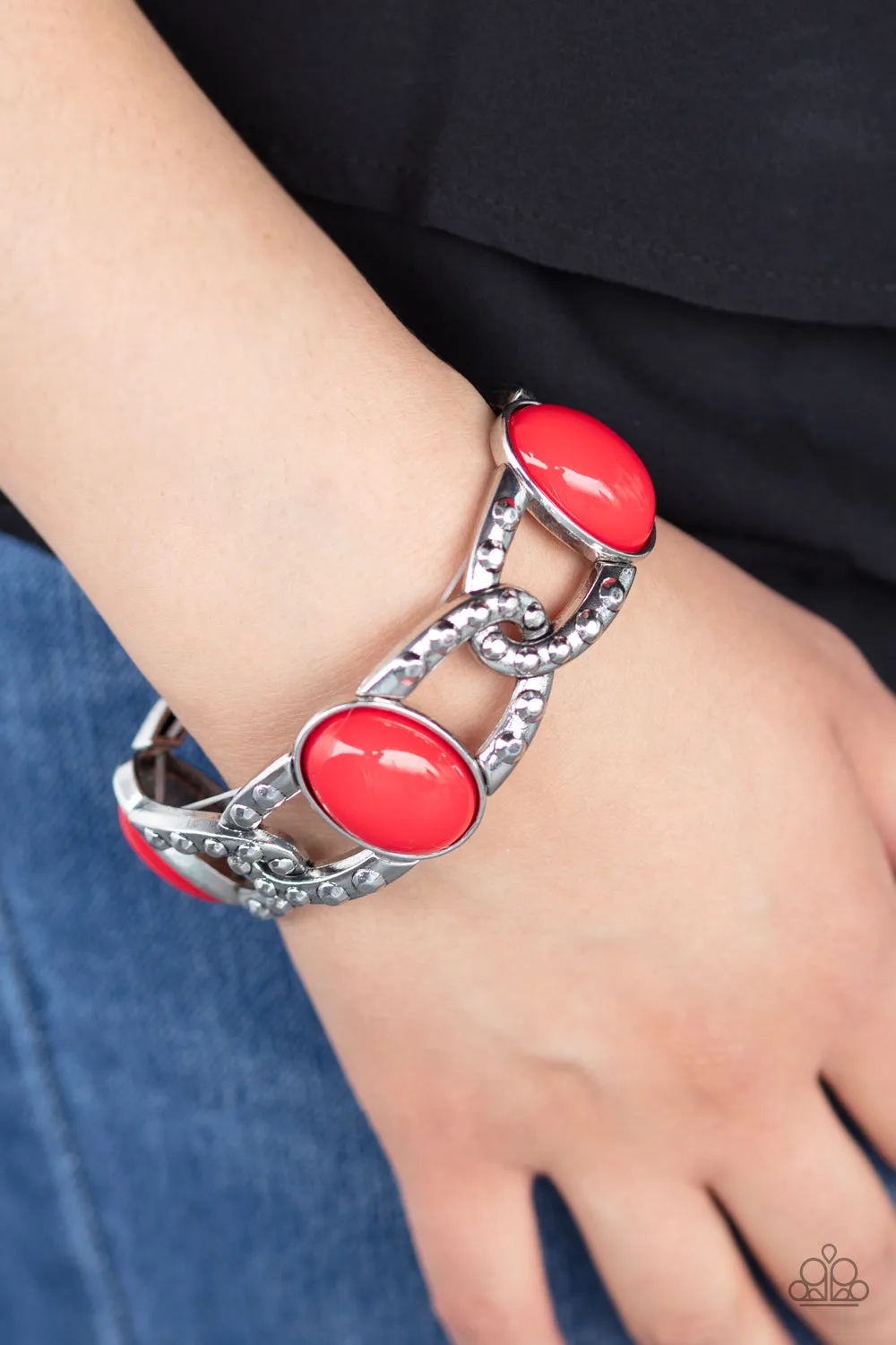 Paparazzi Dreamy Gleam - Red Stretchy Bracelet