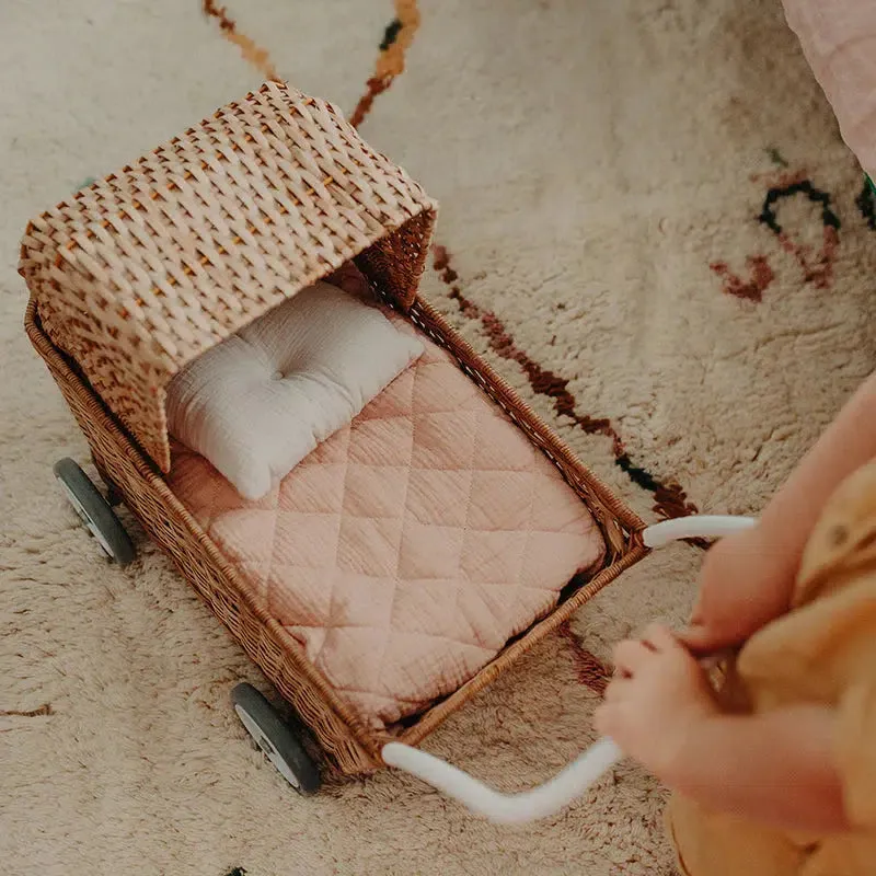 Rattan Strolley