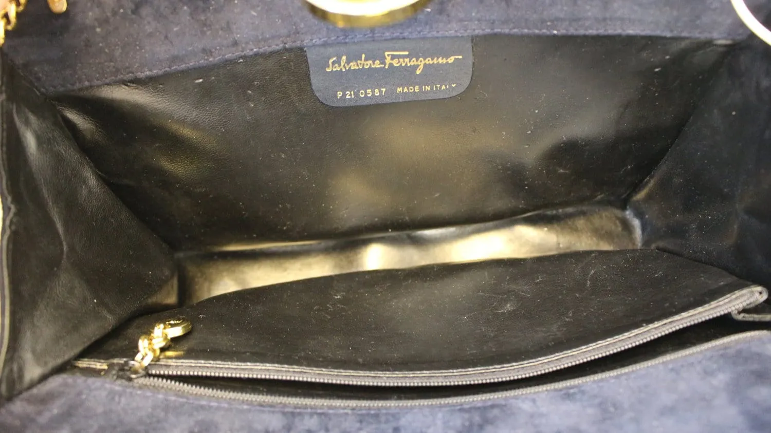 SALVATORE FERRAGAMO Leather Gancini Chain Link Shoulder Bag