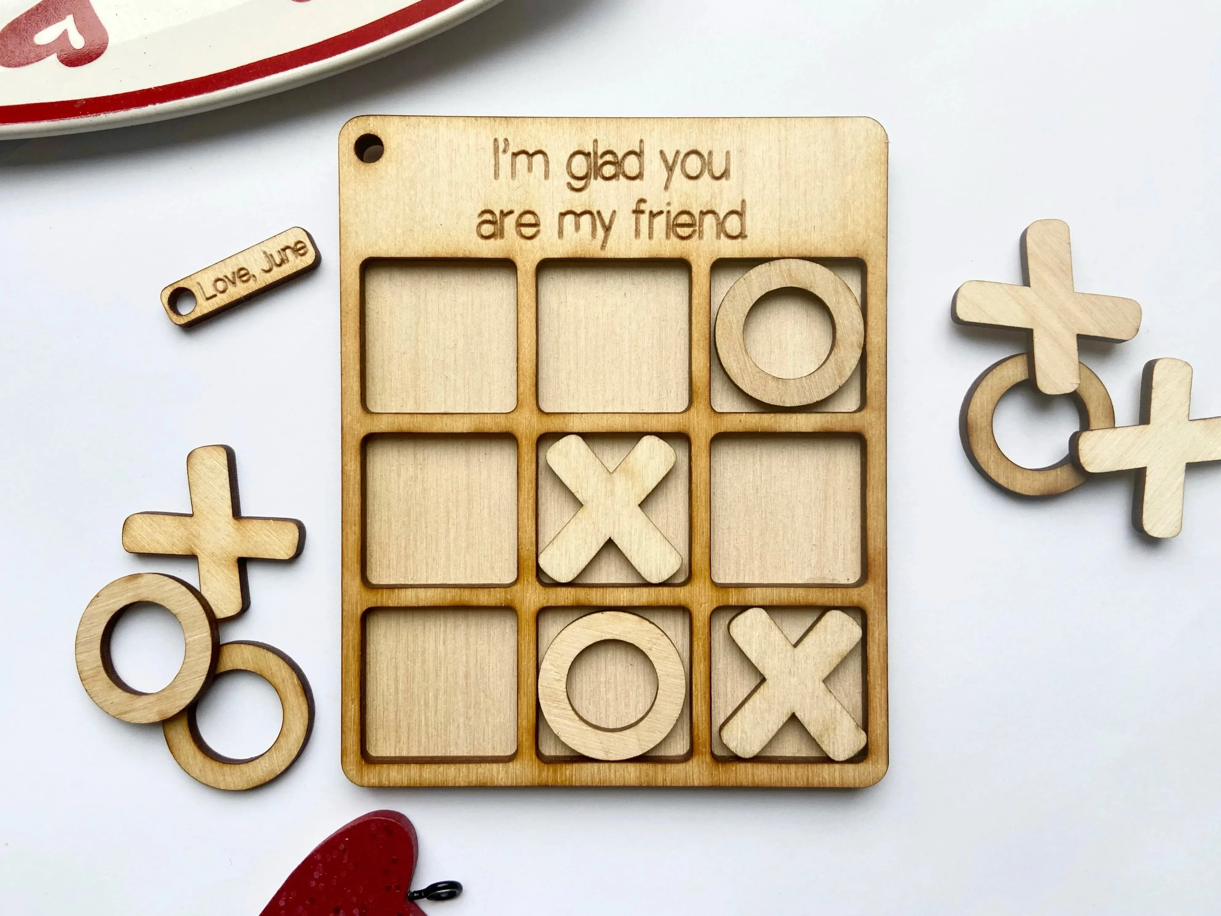 Tic Tac Toe Game - 7" Standard Size - with a name-tag and 10 tokens