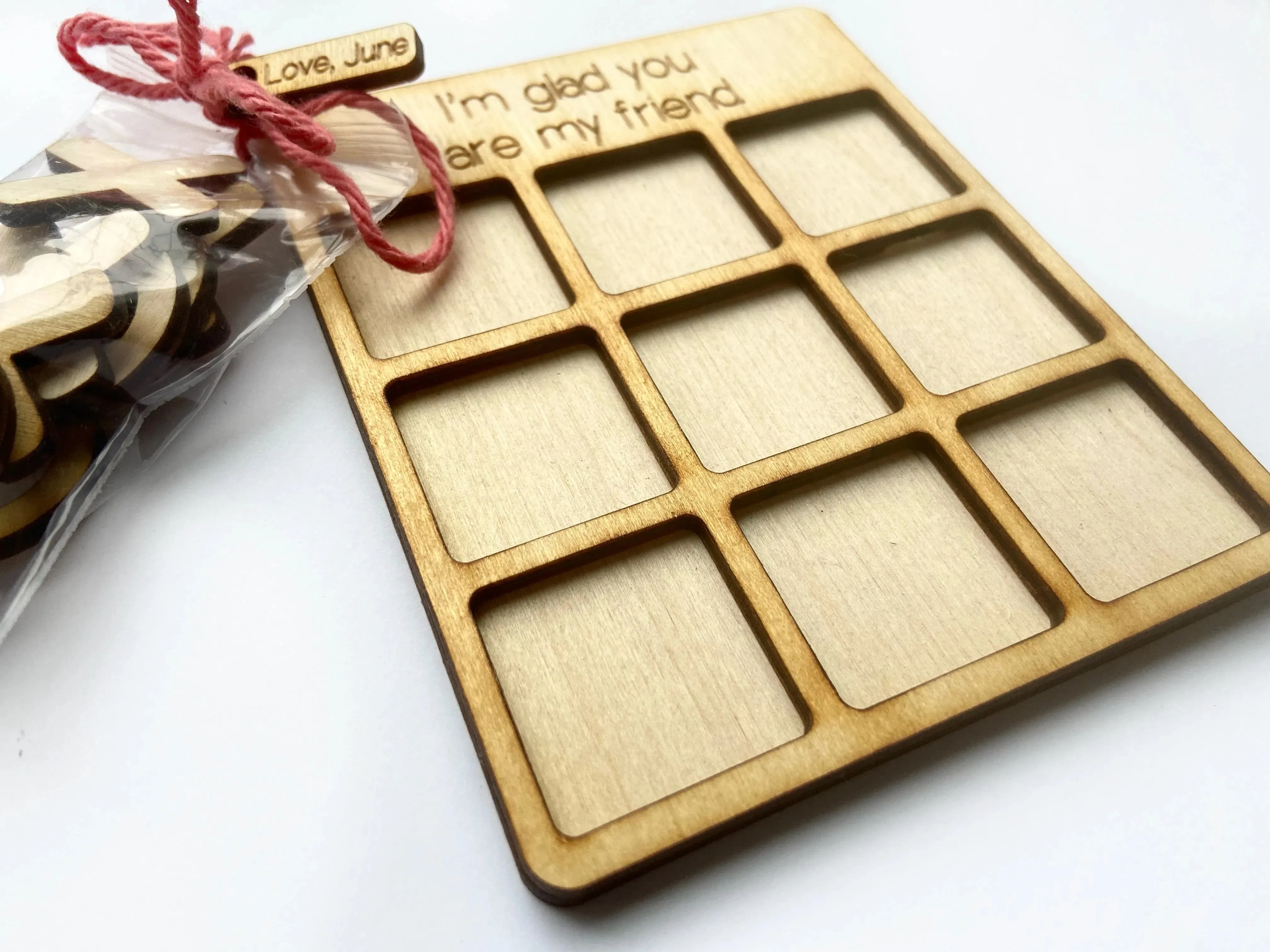 Tic Tac Toe Game - 7" Standard Size - with a name-tag and 10 tokens