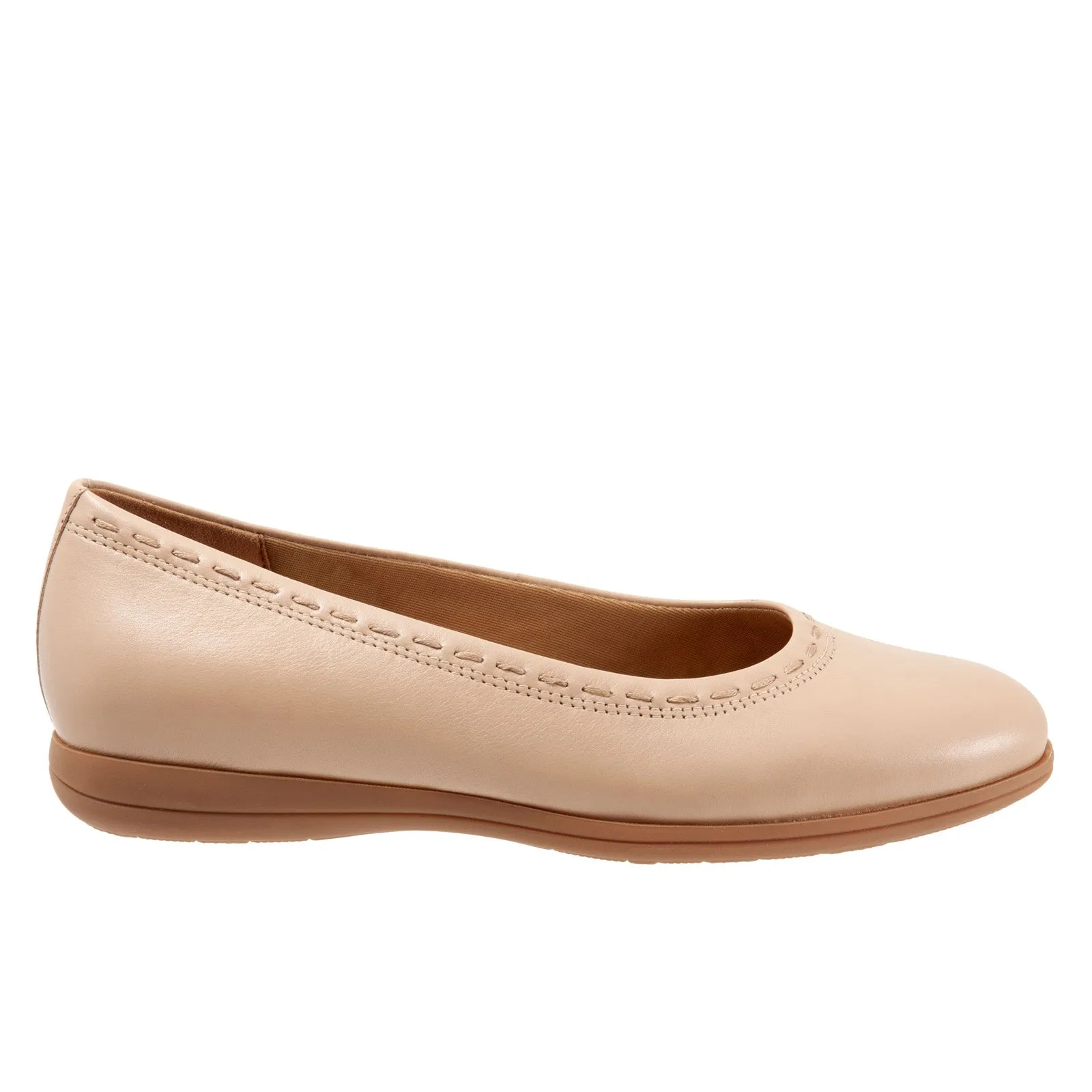 Trotters Dixie T2217-130 Womens Beige Wide Leather Slip On Ballet Flats Shoes