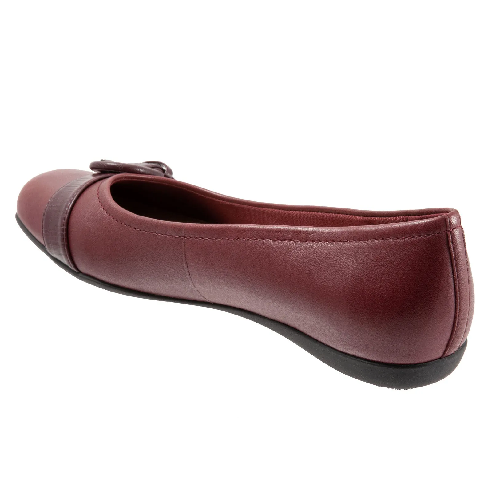 Trotters Sylvia T2166-601 Womens Red Narrow Leather Ballet Flats Shoes