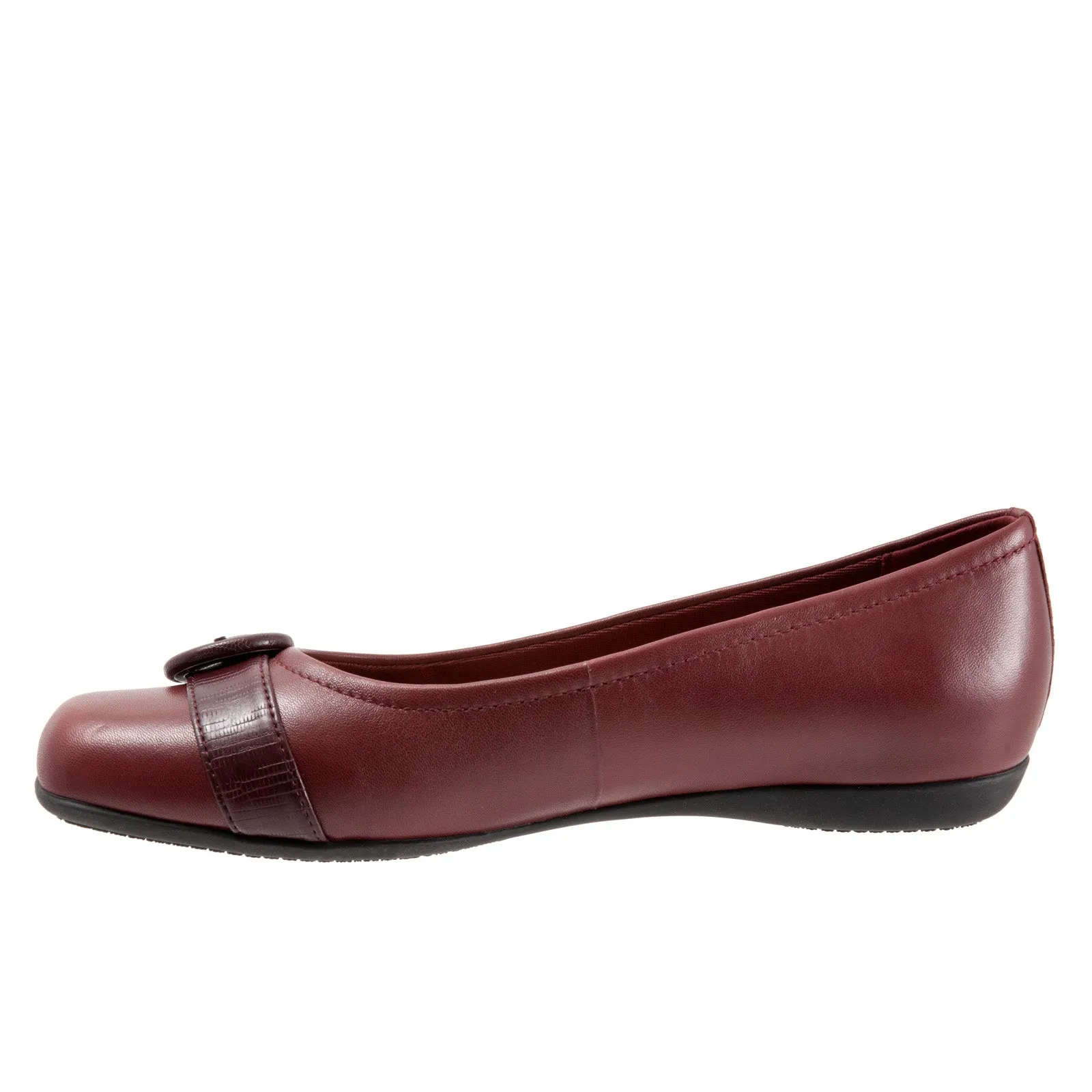 Trotters Sylvia T2166-601 Womens Red Narrow Leather Ballet Flats Shoes