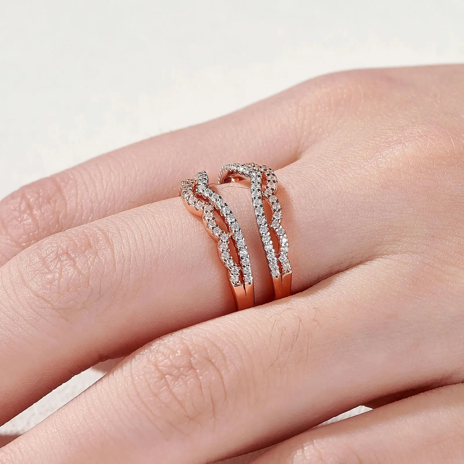 Two tone Elegant Curve Ring Enhancer