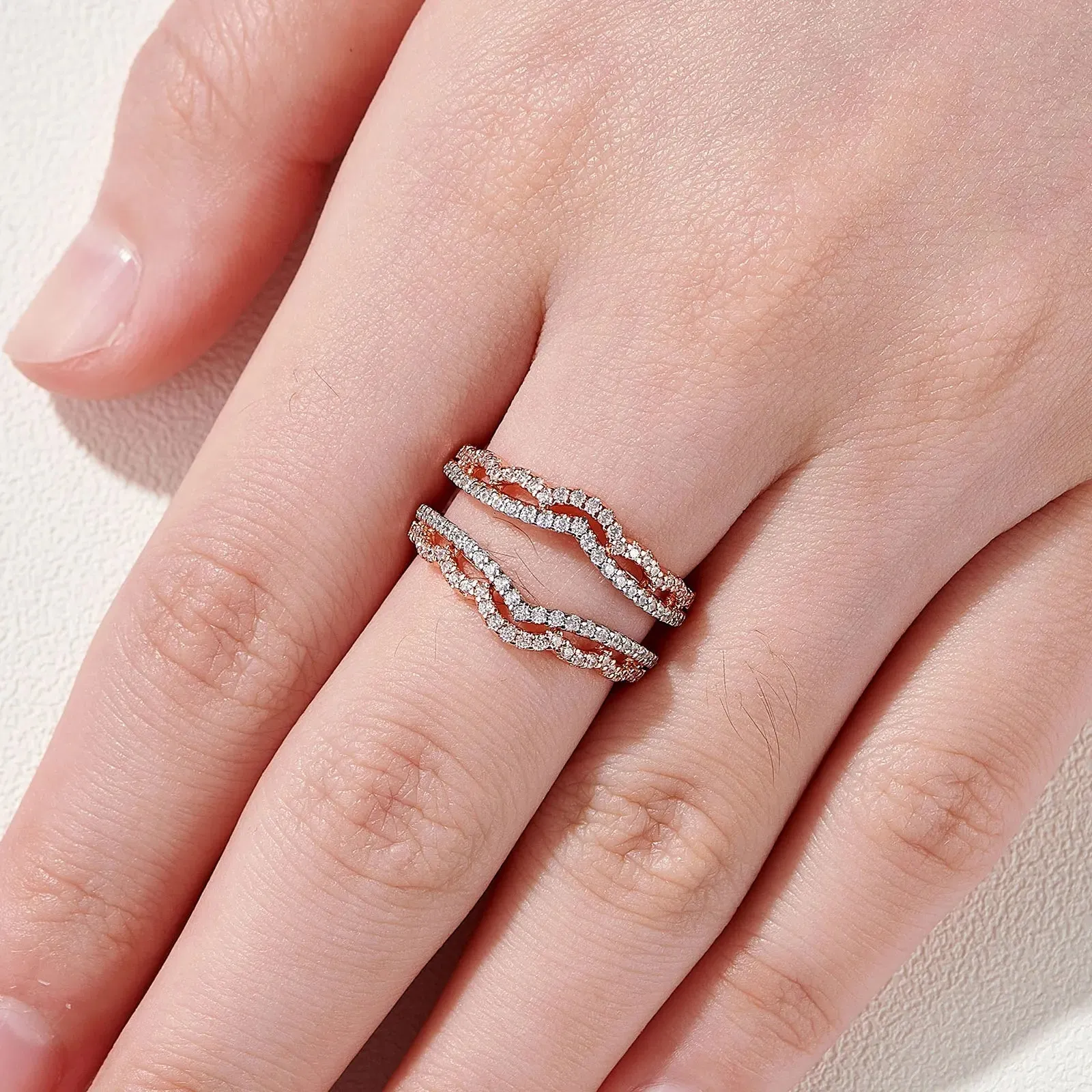Two tone Elegant Curve Ring Enhancer